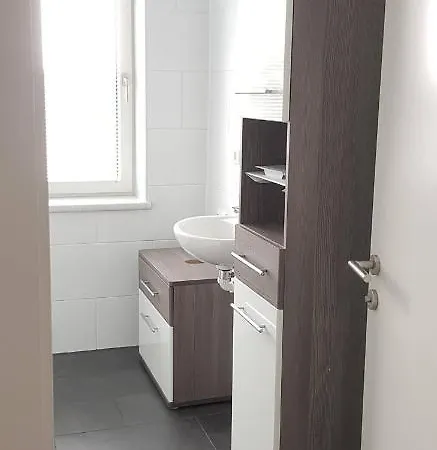 Top Appartement Fuer Business-Wohnen-Urlaub Wiener Neustadt Exterior photo