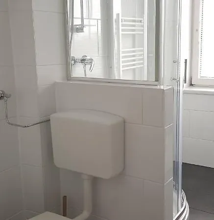 Top Appartement Fuer Business-Wohnen-Urlaub Wiener Neustadt Exterior photo